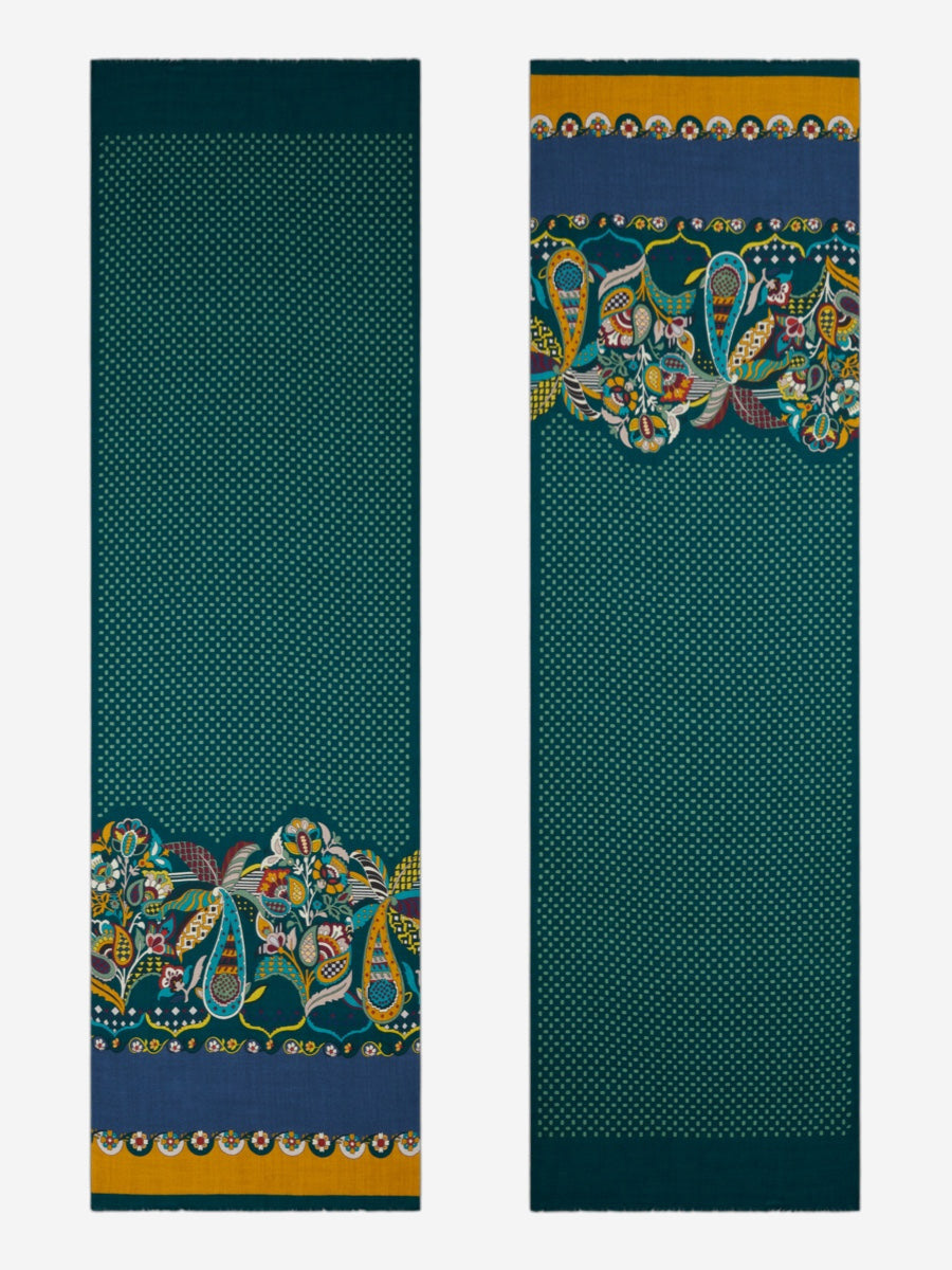 Edoardo (dark green) - Soft and lightweight Italian scarf from 100% wool — photo 4 of 10