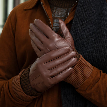 Elijah (brown) – Timeless sheepskin leather gloves with luxurious cashmere lining & touchscreen capability — photo 4 of 8