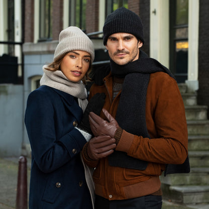 Elijah (brown) – Timeless sheepskin leather gloves with luxurious cashmere lining & touchscreen capability — photo 5 of 8