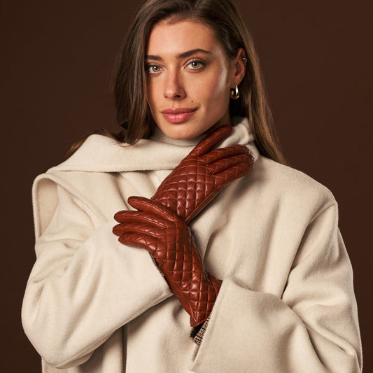 Emilia (brown) - Classic Italian lambskin leather gloves with cashmere lining and checkered pattern — photo 1 of 10