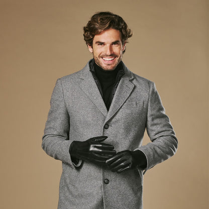 Ezra (black) - Lambskin leather gloves with warm rabbit fur lining and touchscreen feature — photo 10 of 10