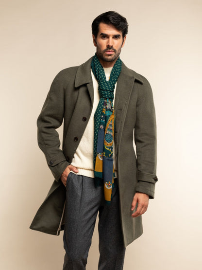 Edoardo (dark green) - Soft and lightweight Italian scarf from 100% wool — photo 9 of 10