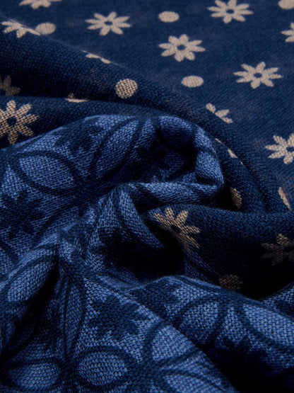 Andrea (blue) - Soft and lightweight Italian scarf from 100% wool — photo 6 of 10