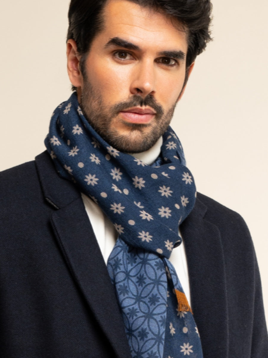 Andrea (blue) - Soft and lightweight Italian scarf from 100% wool — photo 10 of 10