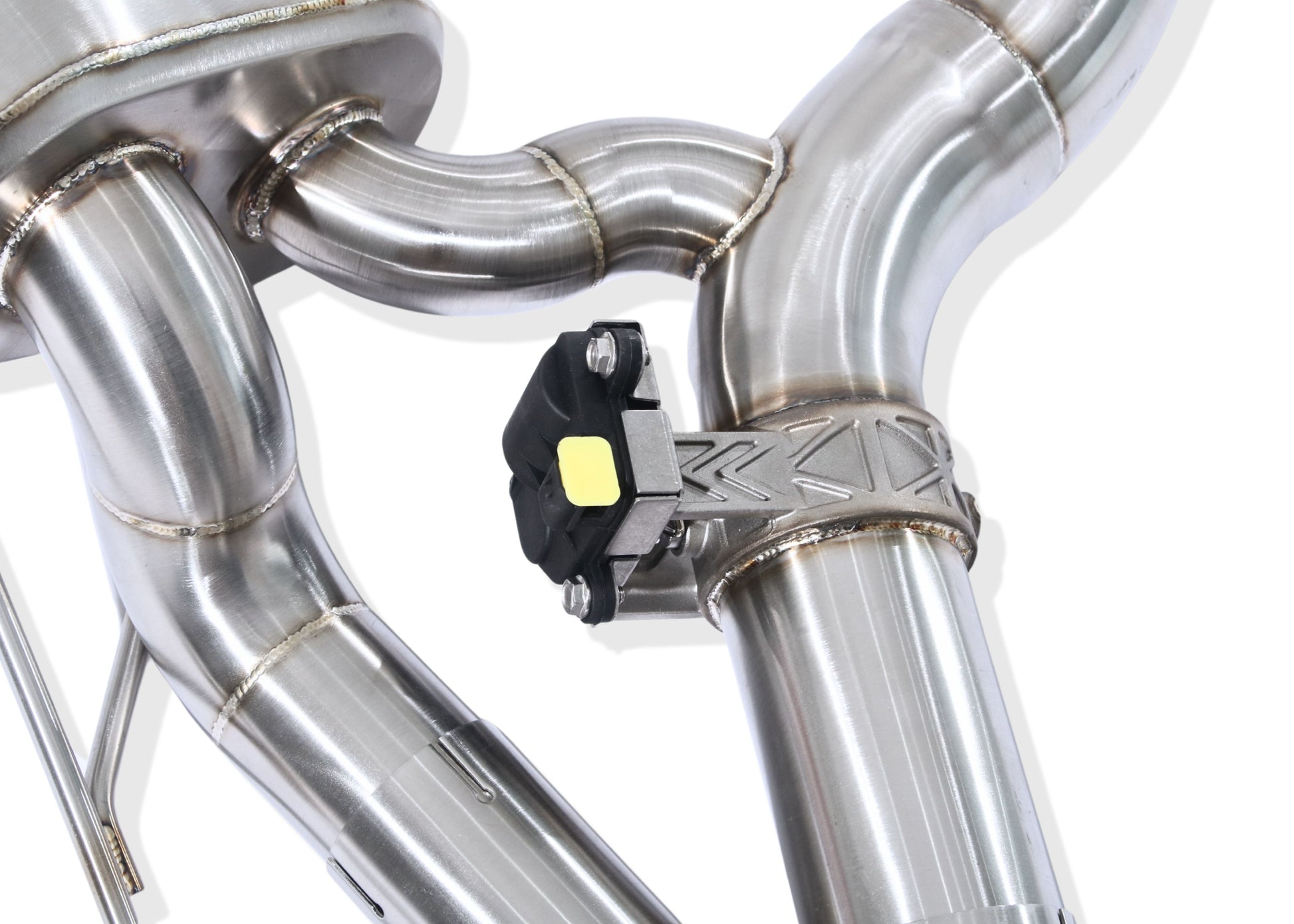 BMW F90 M5 Catback Exhaust Valved Performance Xpipe - Yonristic Performance — photo 7 of 10
