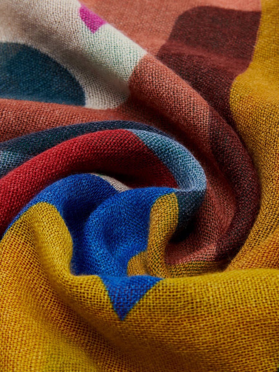 Evelina - Soft and lightweight Italian scarf from premium wool — photo 4 of 10