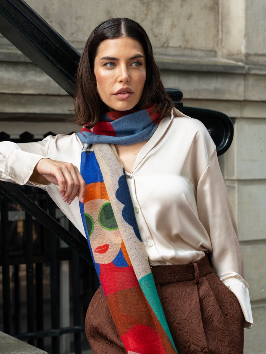 Evelina - Soft and lightweight Italian scarf from premium wool — photo 6 of 10