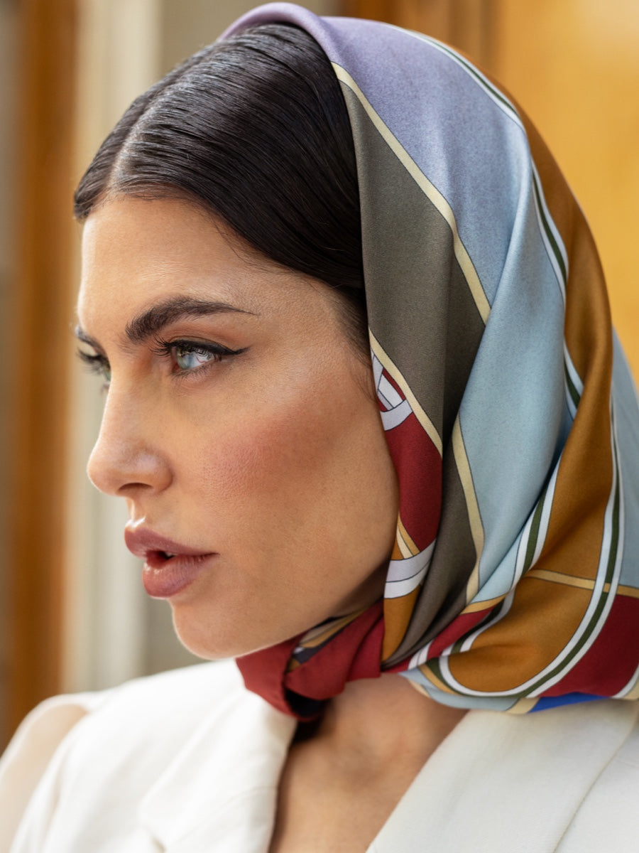 Fiorella (red/blue) - Soft and lightweight Italian foulard from pure silk — photo 7 of 10