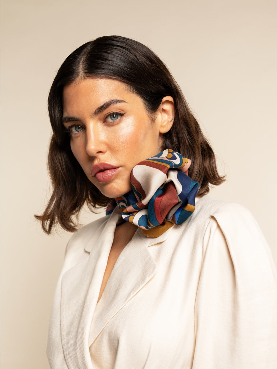 Giorgia (blue/red) - Italian soft and lightweight foulard made from pure silk — photo 8 of 10