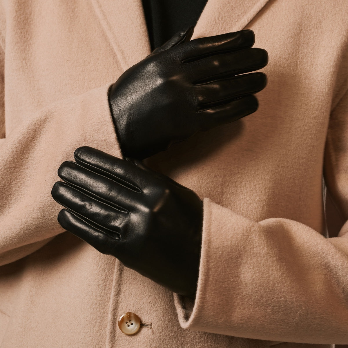 Fabio (black) - Men's classic Italian lambskin leather gloves with pure silk lining — photo 6 of 10
