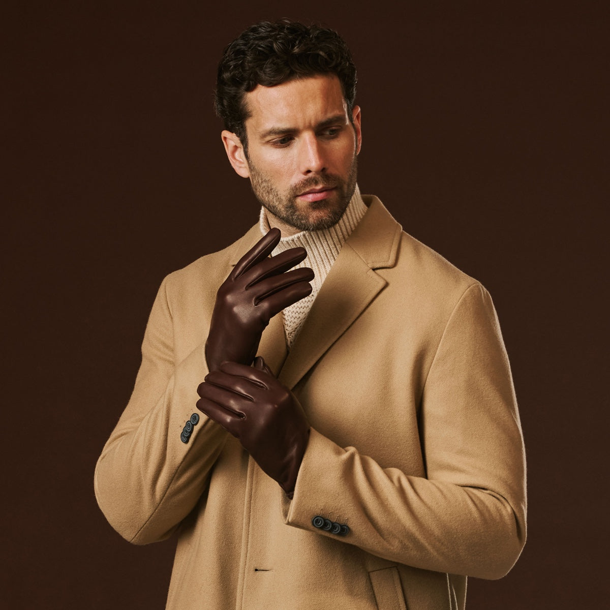 Fabio (brown) - Men's classic Italian lambskin leather gloves with pure silk lining — photo 4 of 10