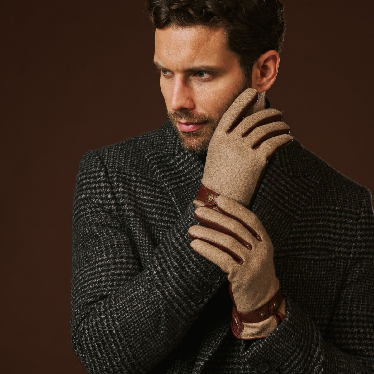 Fabrizio (brown) - Italian tweed men’s gloves with touchscreen capability and adjustable snap button — photo 1 of 10