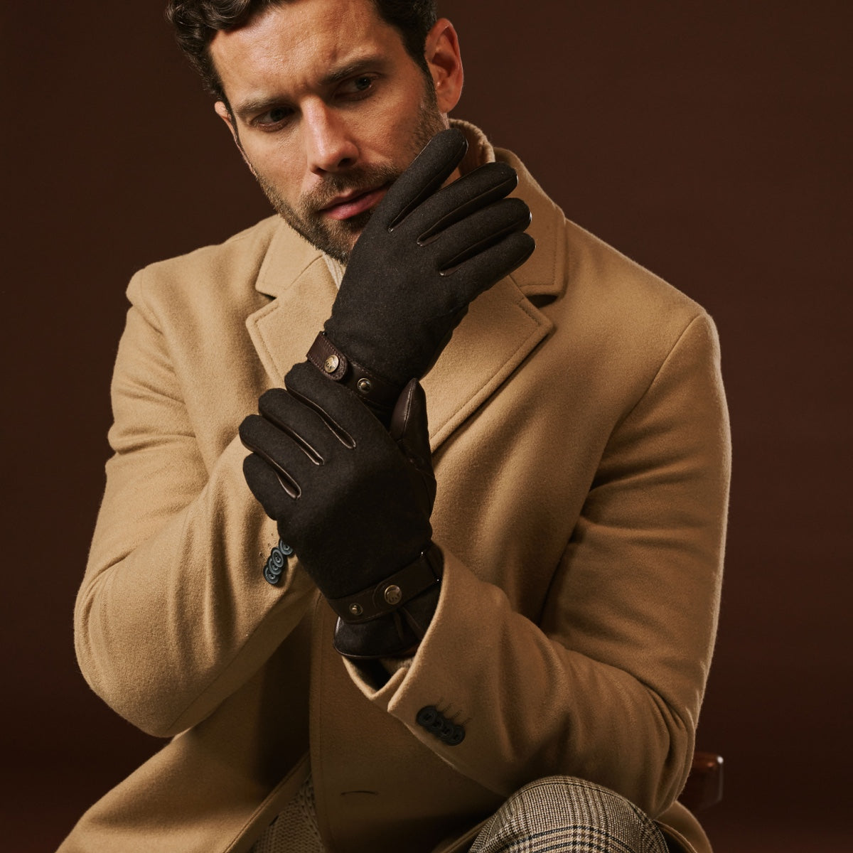 Fabrizio (dark brown) - Italian tweed men’s gloves with touchscreen capability and adjustable snap button — photo 2 of 10