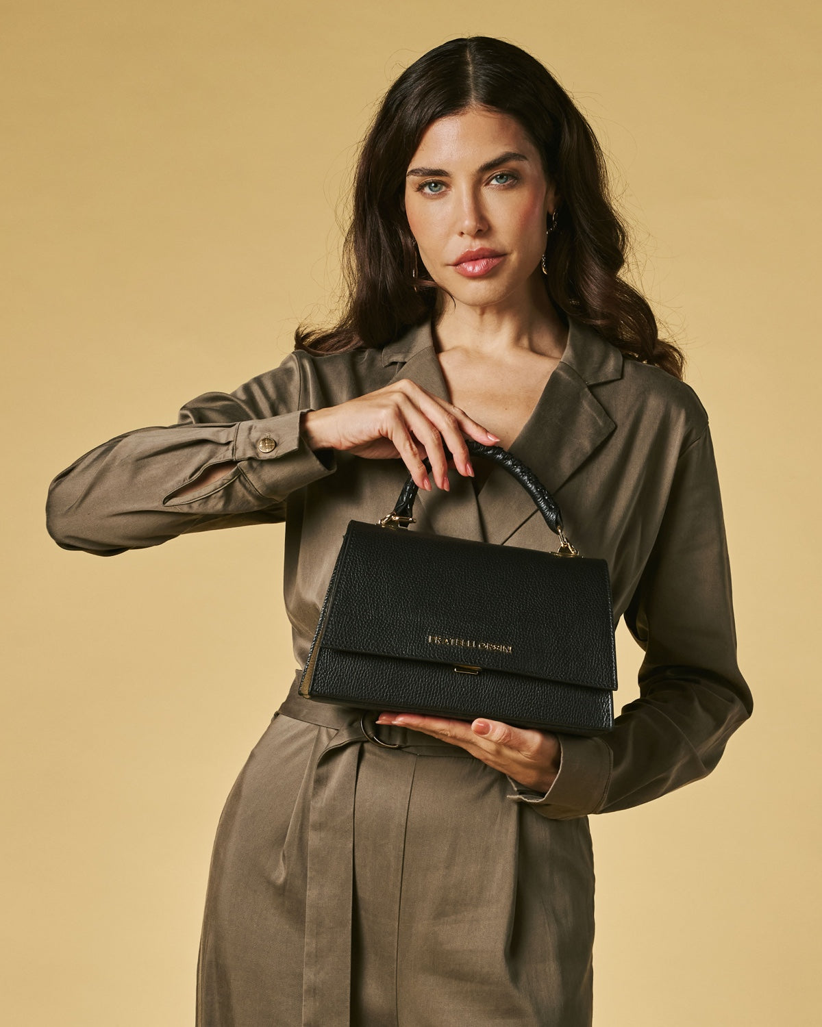 Federica (black) - Italian calf leather women's crossbody bag (with shoulder strap) — photo 8 of 9