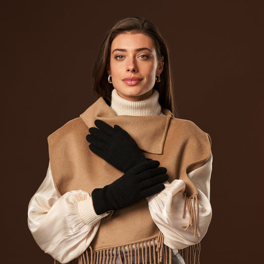 Florentina (black) - Handmade Italian knitted wool gloves with luxurious cashmere lining — photo 2 of 10
