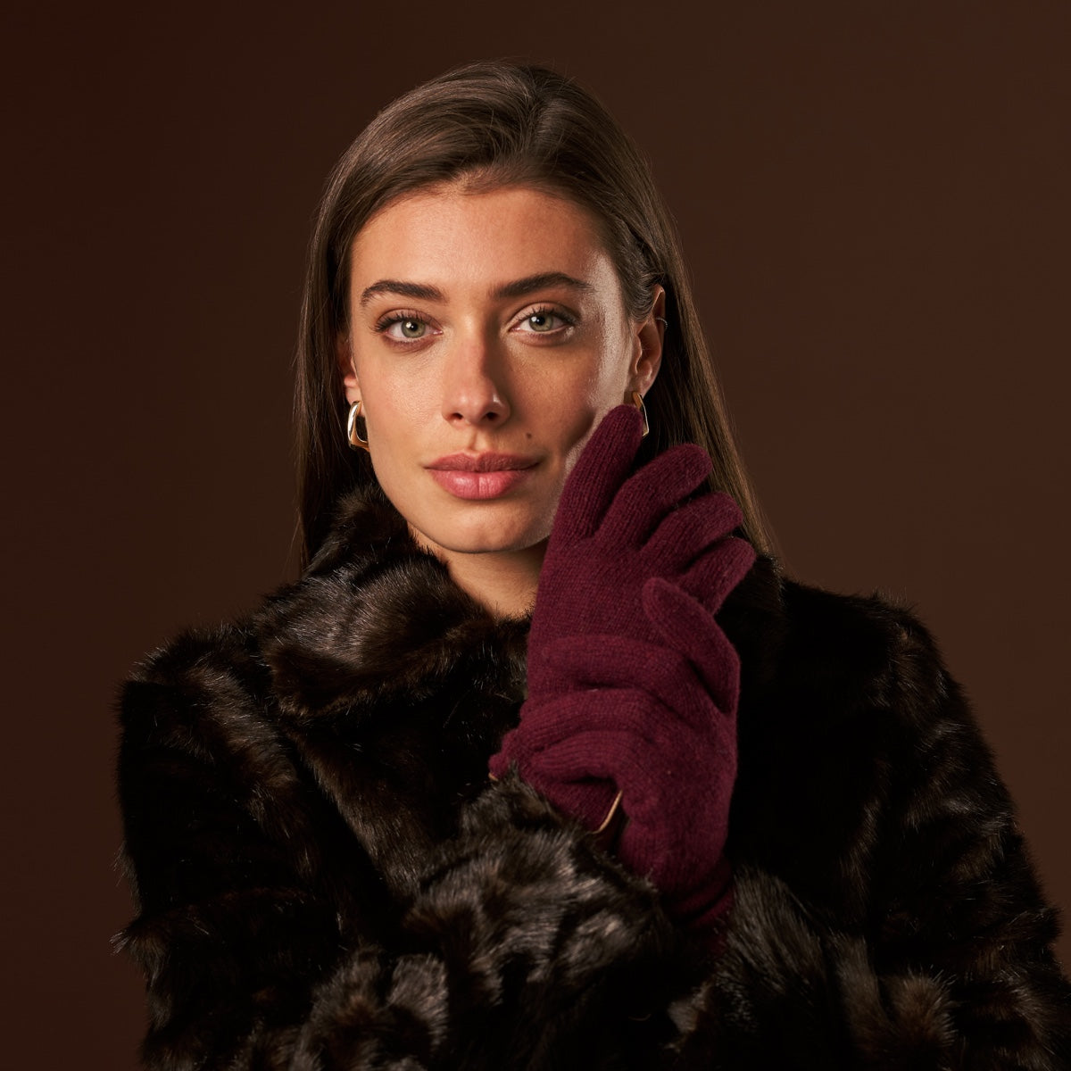 Florentina (red) - Handmade Italian knitted wool gloves with luxurious cashmere lining — photo 2 of 10