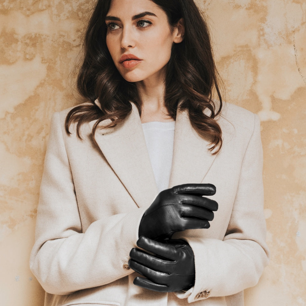 Francesca (black) - Italian lambskin leather gloves with brown rabbit fur lining — photo 2 of 10