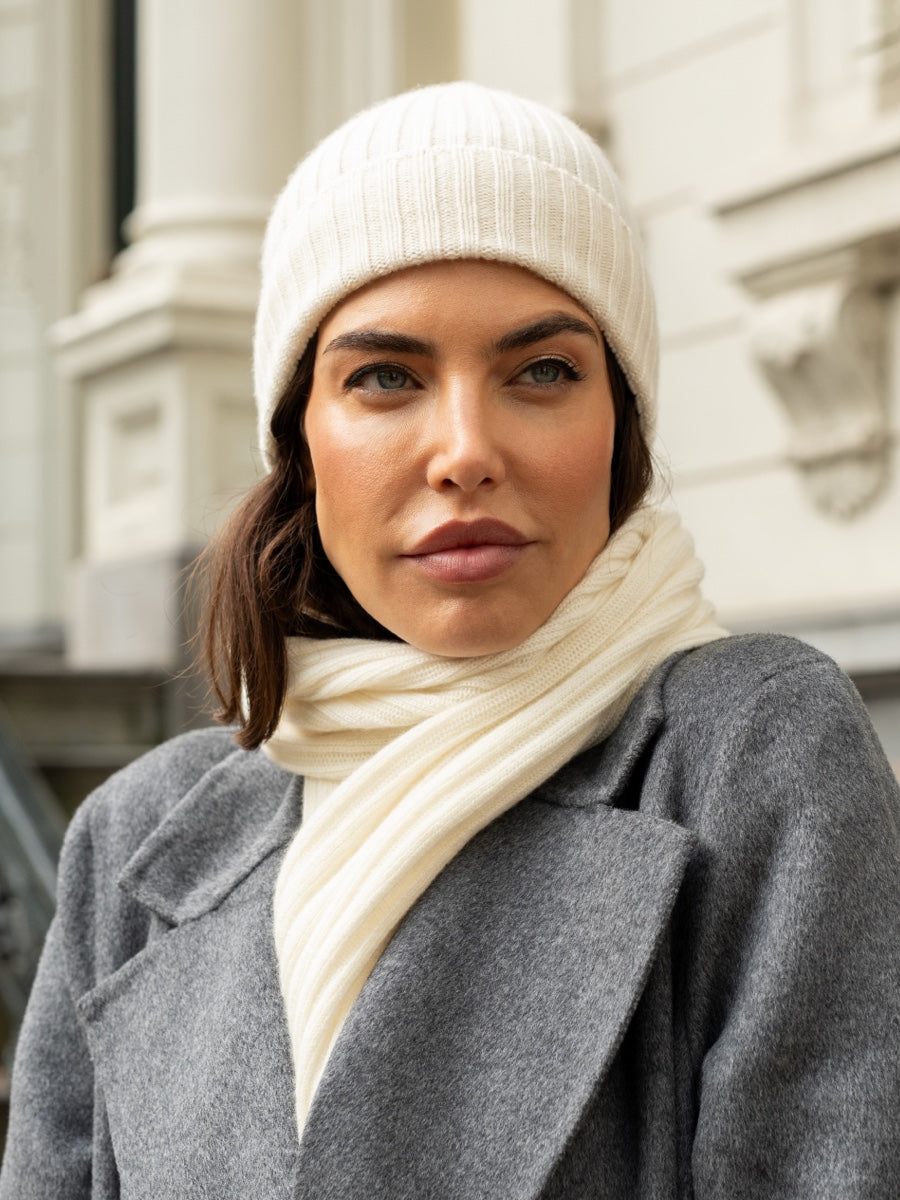 Milano (cream) - Italian 100% cashmere ribbed beanie (unisex)