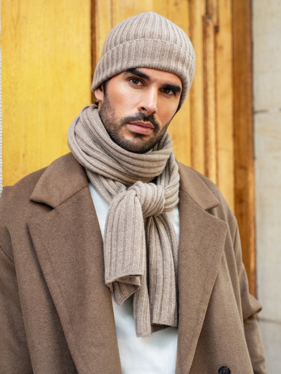 Napoli (brown) - Italian 100% cashmere ribbed scarf (unisex) — photo 9 of 10