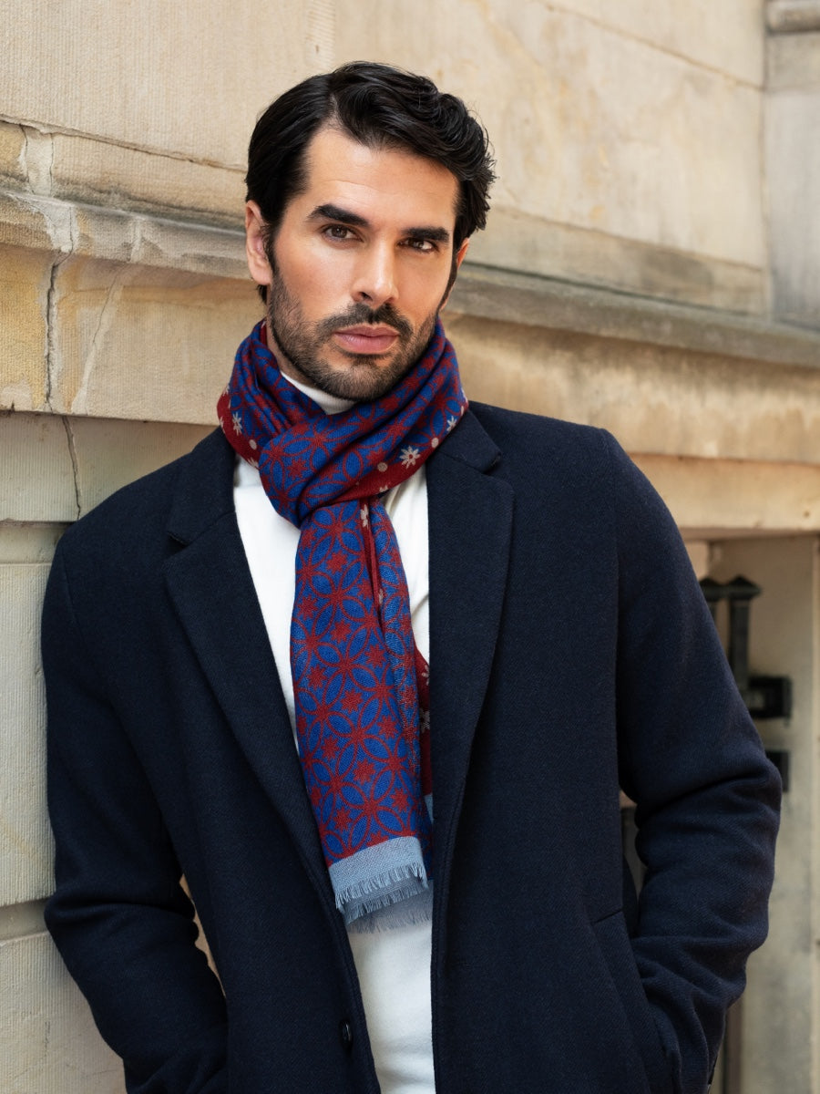 Andrea (red/blue) - Soft and lightweight Italian scarf from 100% wool — photo 6 of 10