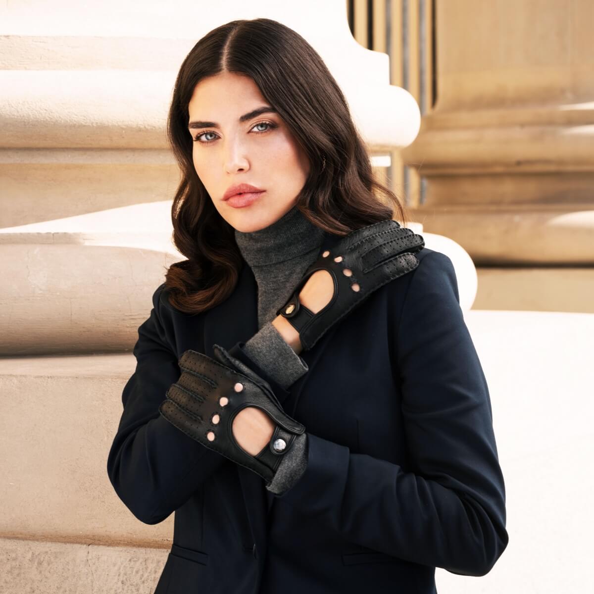 Maria (black) - Italian driving gloves made of American deerskin leather — photo 7 of 10