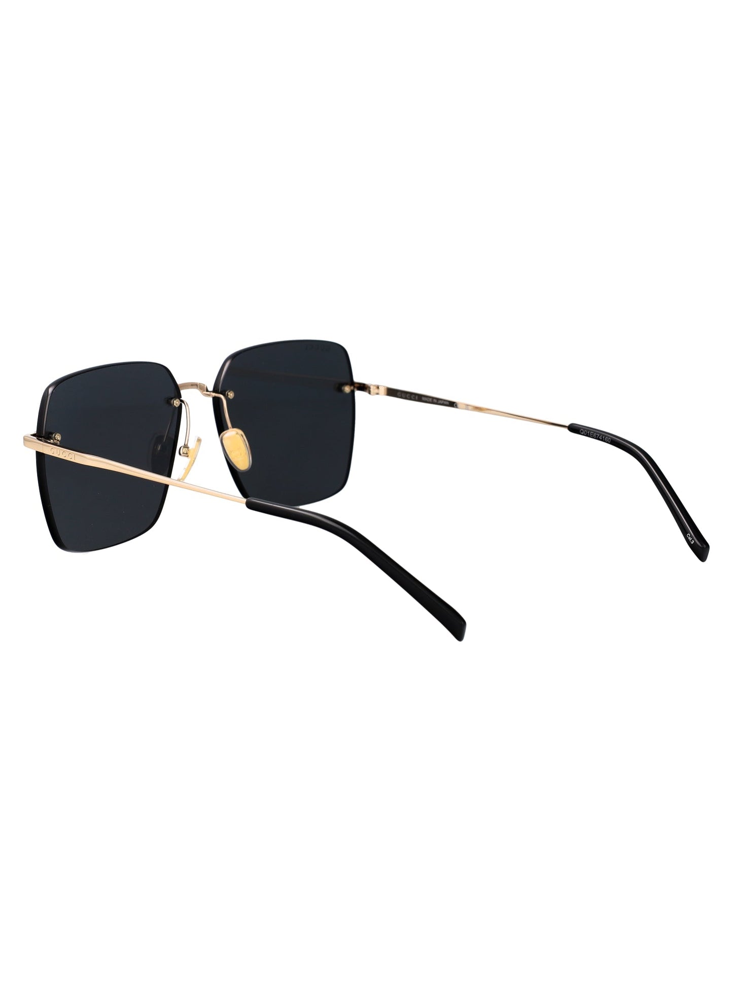 GUCCI Elegant Oversized Sunglasses for Women