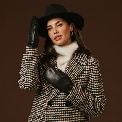 Gianetta (black) - Italian lambskin mittens with luxurious lambswool lining — photo 6 of 10