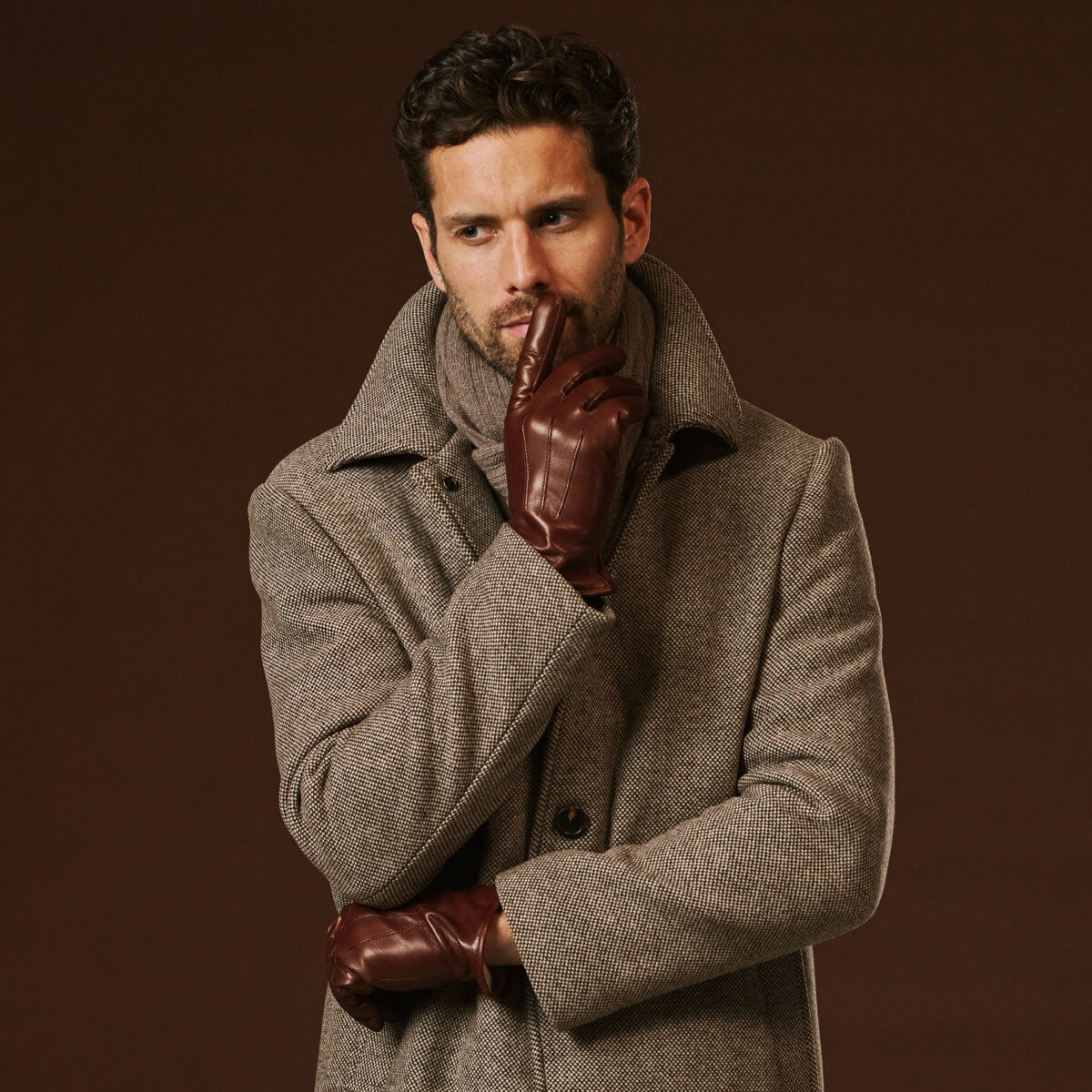 Giovanni (brown) - Classic Italian lambskin leather gloves with cashmere lining — photo 9 of 10