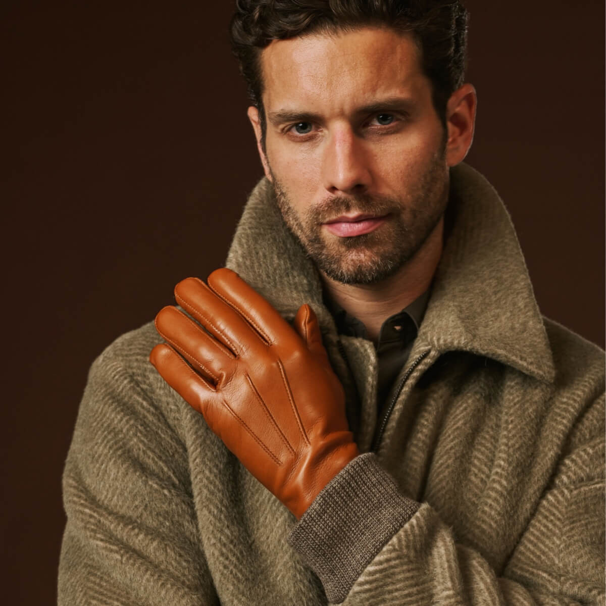 Giovanni (cognac) - Classic Italian lambskin leather gloves with cashmere lining — photo 2 of 10
