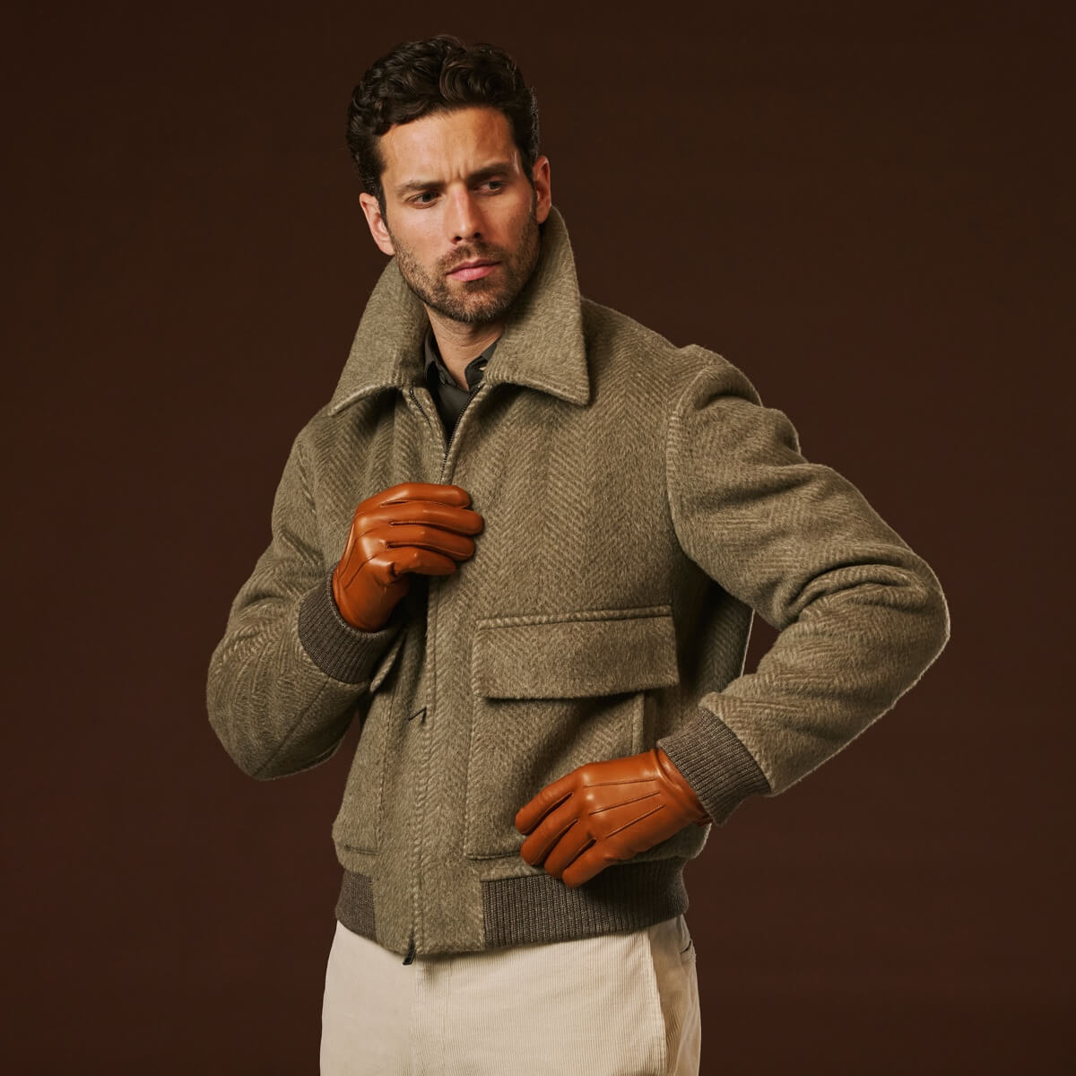 Giovanni (cognac) - Classic Italian lambskin leather gloves with cashmere lining — photo 3 of 10