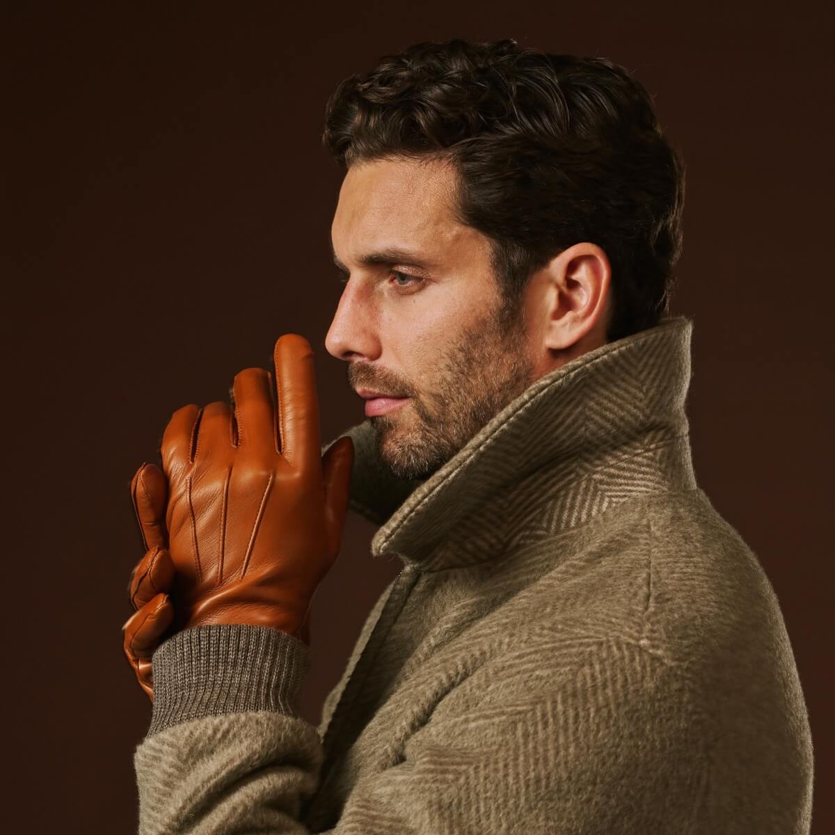 Giovanni (cognac) - Classic Italian lambskin leather gloves with cashmere lining — photo 9 of 10