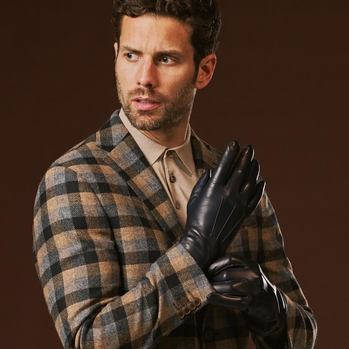 Giovanni (navy blue) - Classic Italian lambskin leather gloves with cashmere lining — photo 8 of 10
