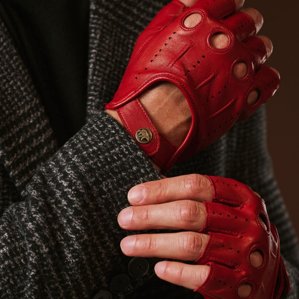 Giuseppe (red) - Italian lambskin fingerless leather driving gloves — photo 5 of 10