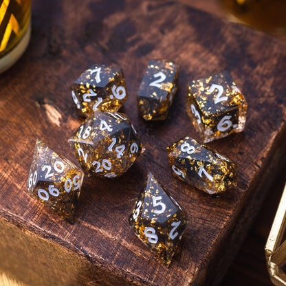 Juego de dados de resina DND hechos a mano dorados
