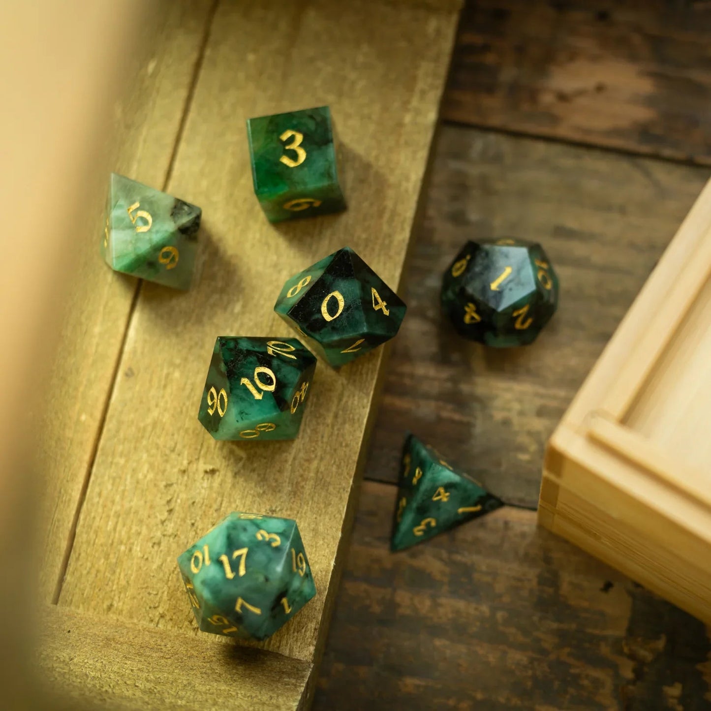 Juego de Dados de DND de Gema Esmeralda Verde