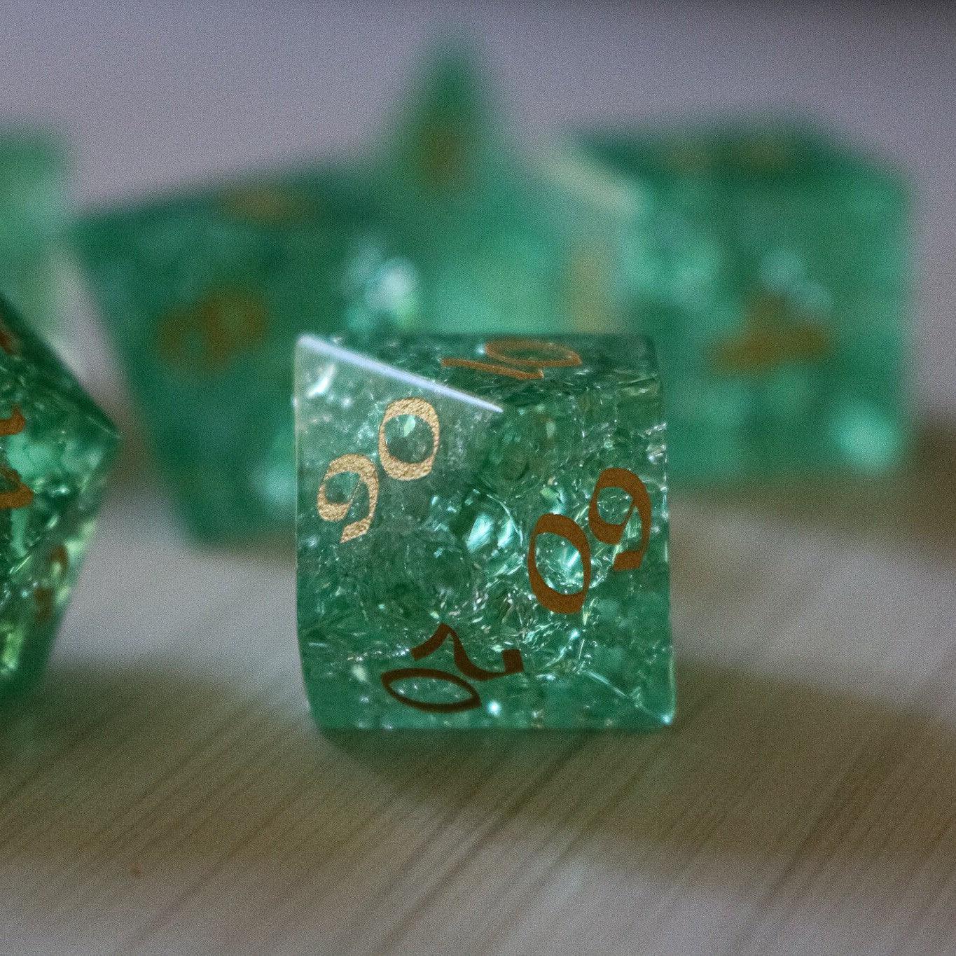 Juego de dados de D&D de cristal craquelado Rayo Verde