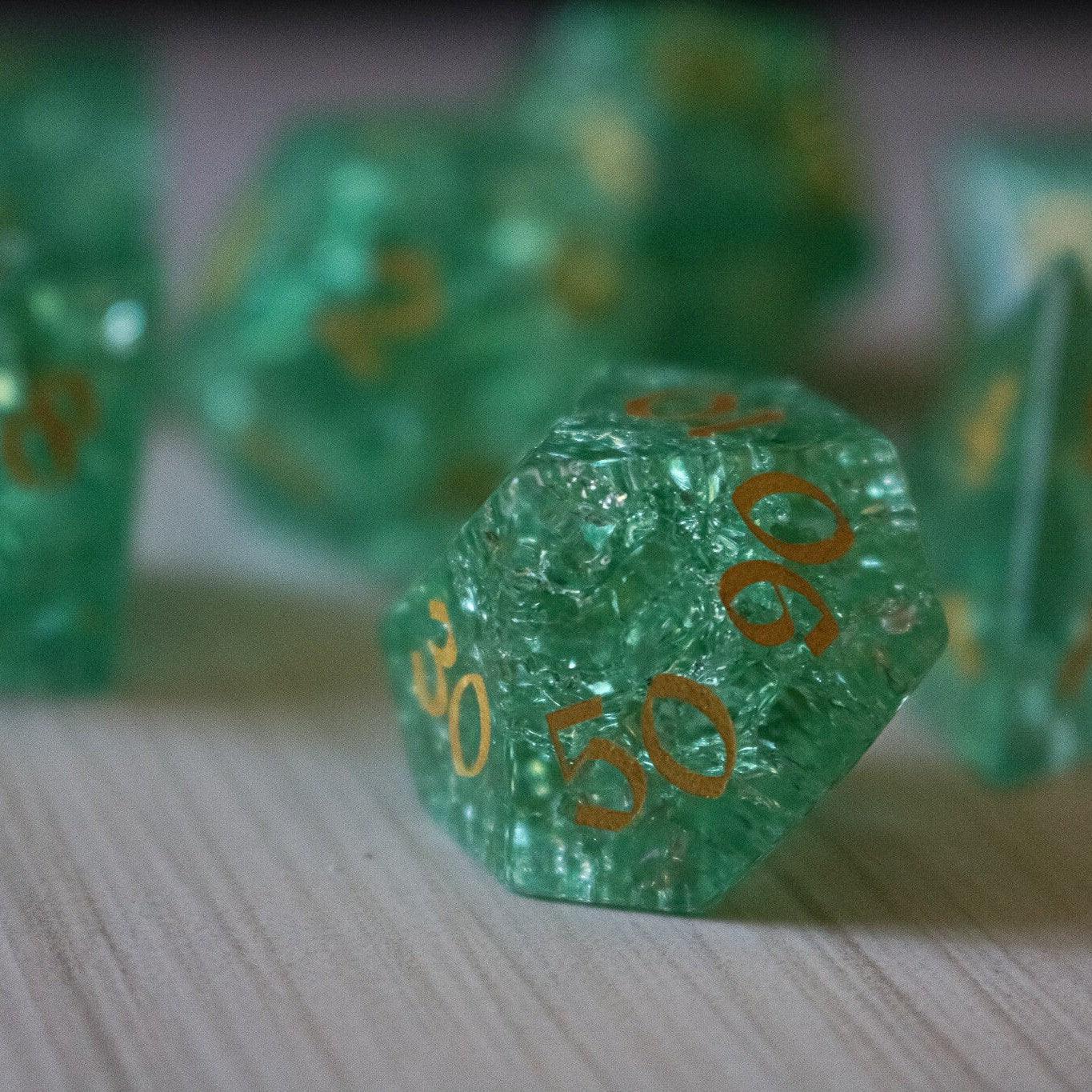 Juego de dados de D&D de cristal craquelado Rayo Verde