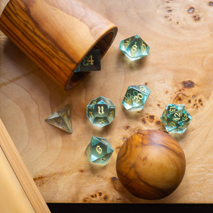 Juego de dados DND de cristal verde tallados a mano