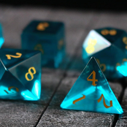 Juego de dados de DND tallados a mano de cristal de circón verde