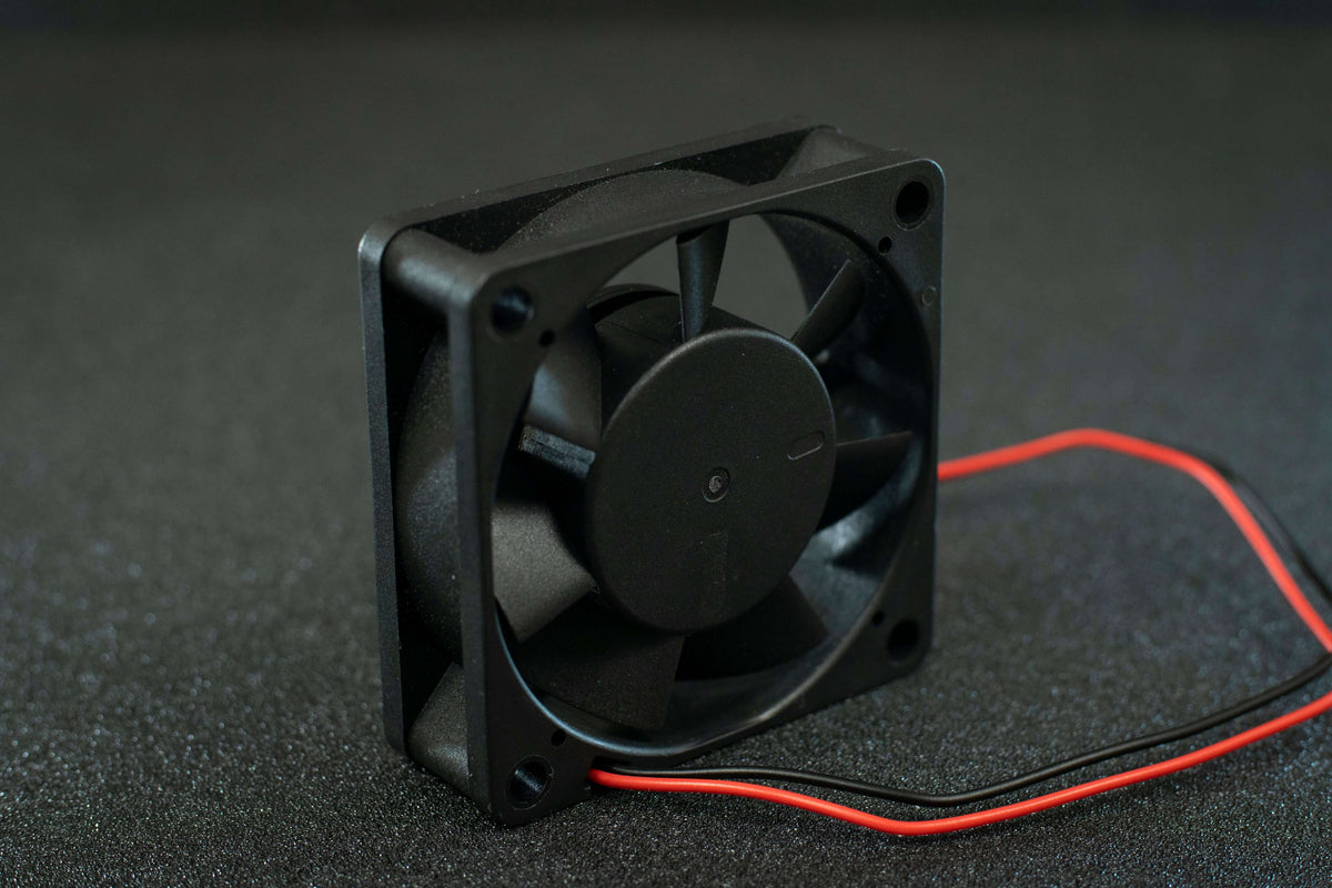 HoneyBadger Balance Series 6020 Axial Fan — photo 2 of 5