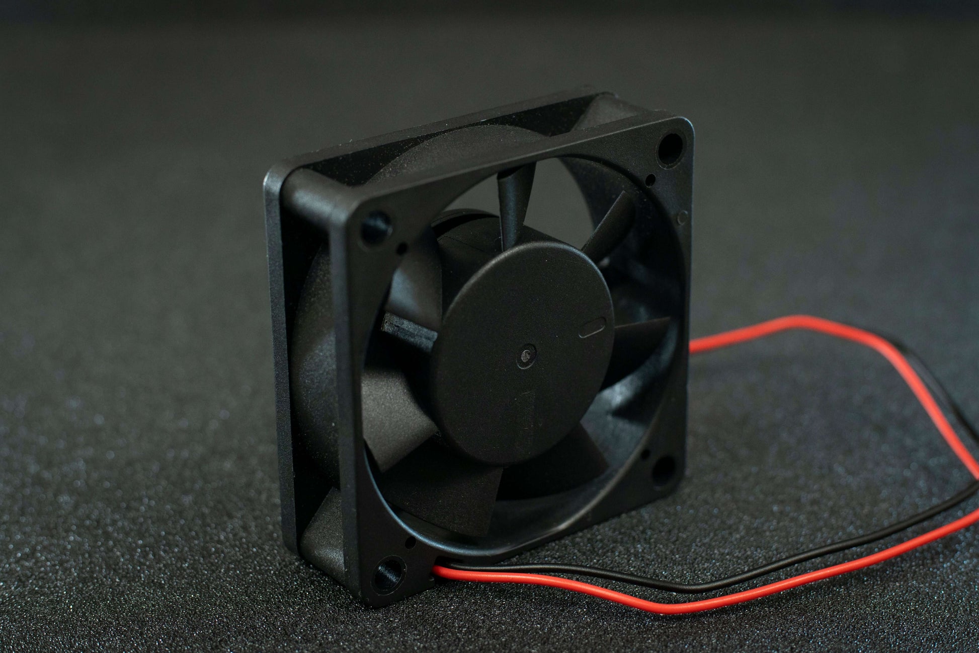 HoneyBadger Balance Series 6020 Axial Fan — photo 2 of 5