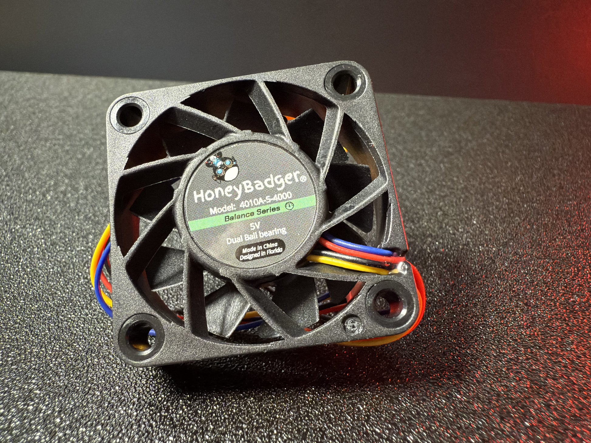 HoneyBadger 4010 5V Axial Fan — photo 2 of 2