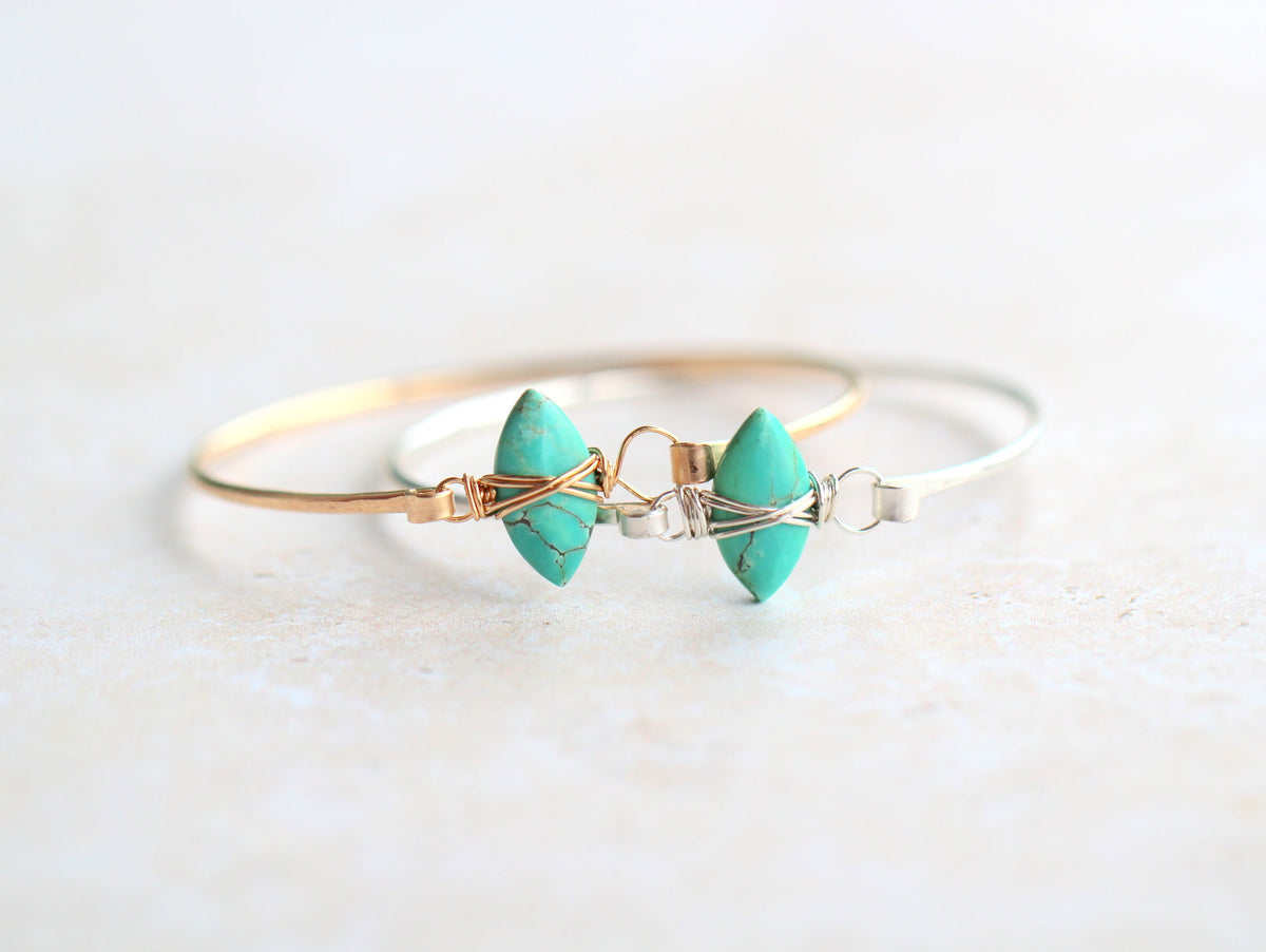 Lasso Bangle