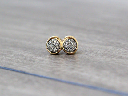 Micro Studs - Platinum