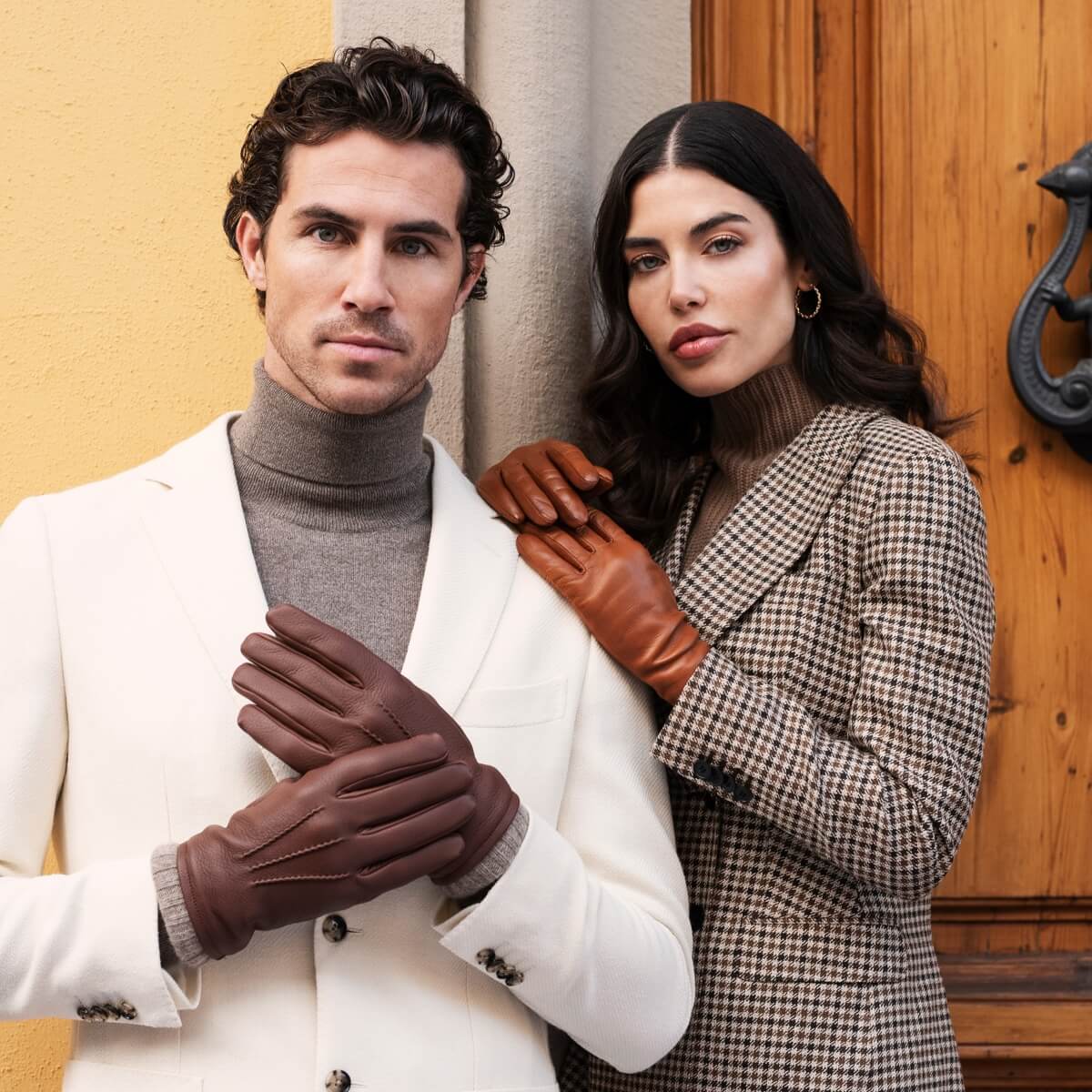 Isabella (cognac) - Italian lambskin leather gloves with cashmere lining & touchscreen feature — photo 9 of 10