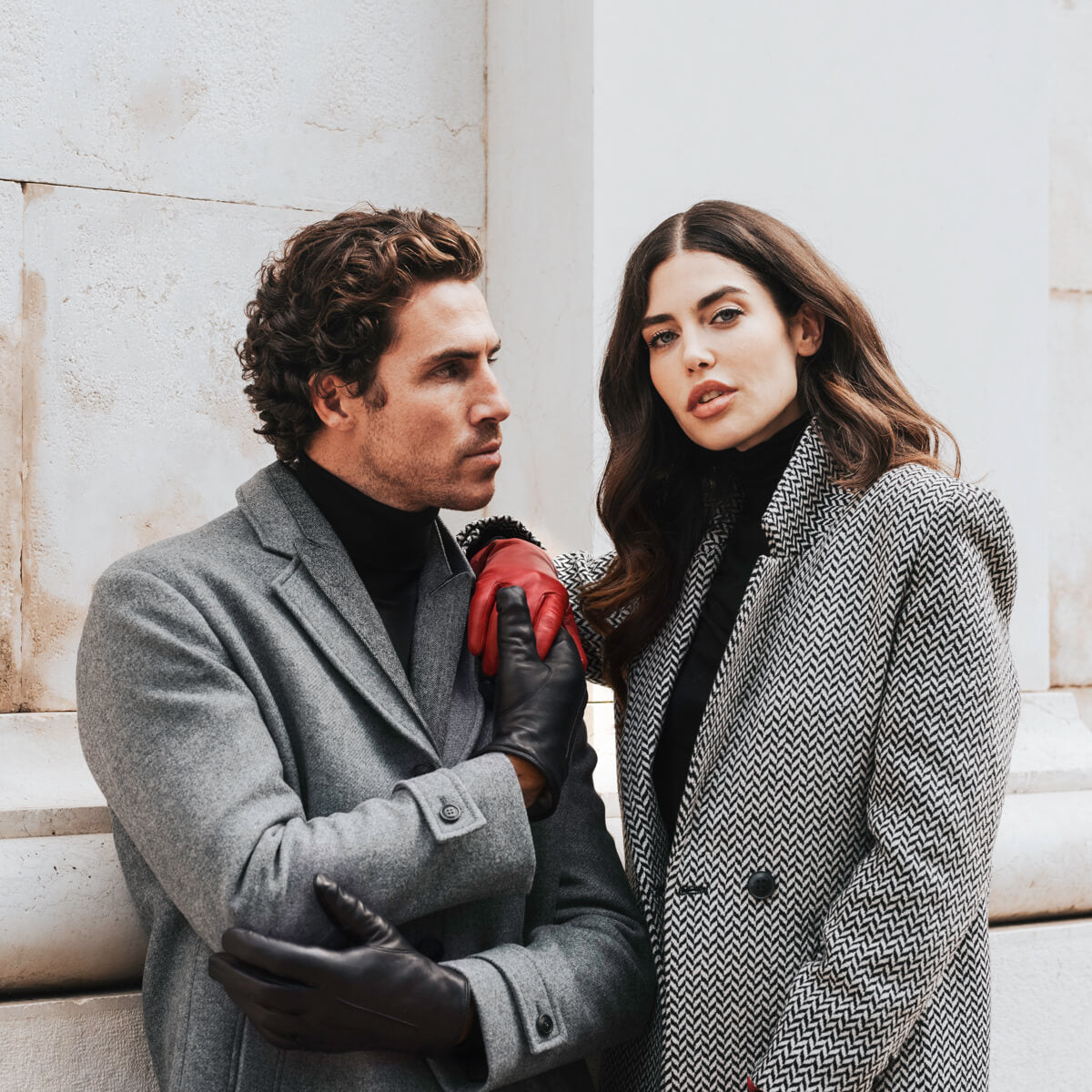 Sofia (red) - Italian lambskin leather gloves with silk lining — photo 6 of 10