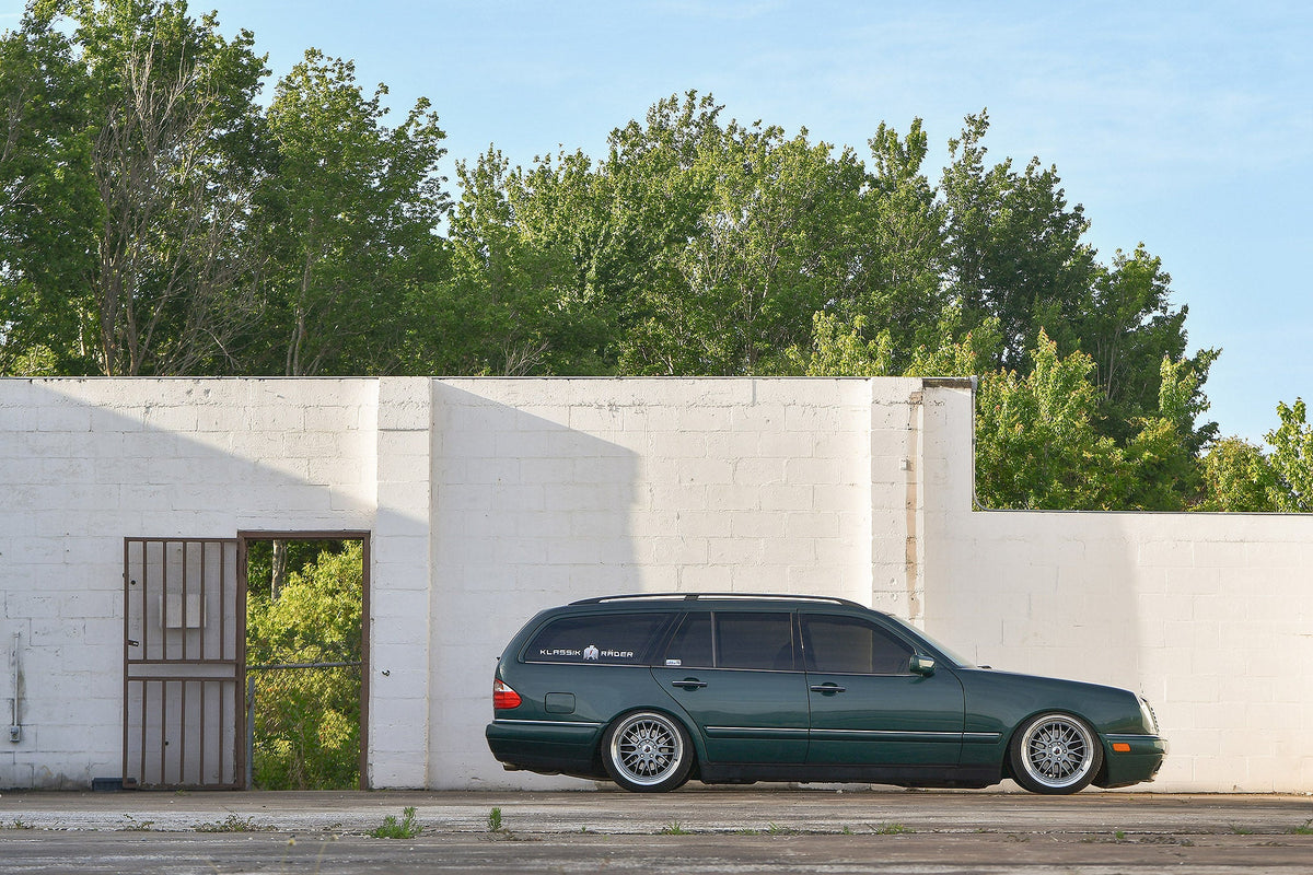 PRO TRAK | Gunmetal Polished Lip | 18x8.0 ( 5x100 ) — photo 5 of 7