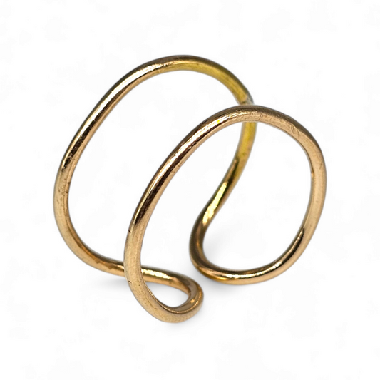 Space Between Ring