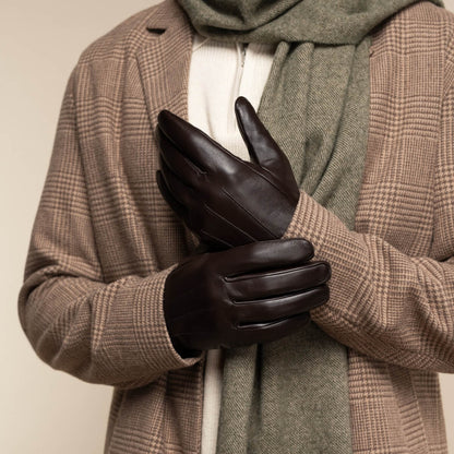 Julian (dark brown) - Classic sheepskin leather gloves with warm fleece lining and touchscreen feature — photo 6 of 9