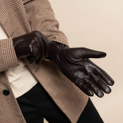 Julian (dark brown) - Classic sheepskin leather gloves with warm fleece lining and touchscreen feature — photo 7 of 9
